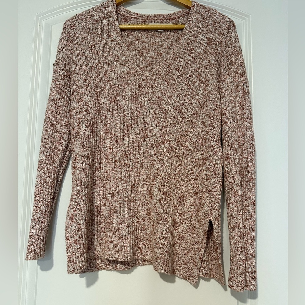LOFT Rust Red and White Marbled V-neck Sweater